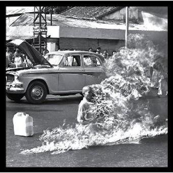 Rage Against The Machine - Bullet In The Head [Remastered]