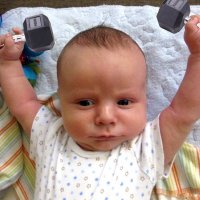 baby-boy-weight-lifting-funny-photos