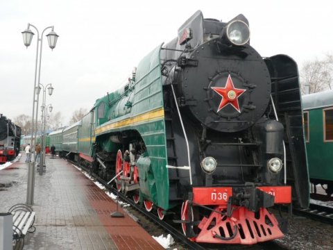 Steam Locomotive П36-0001