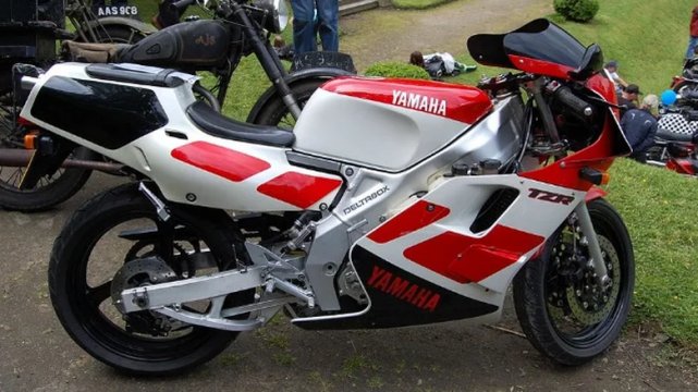 Ямаха RD500LC