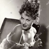 paulette-goddard-1946-shutterstock-editorial-5857987a