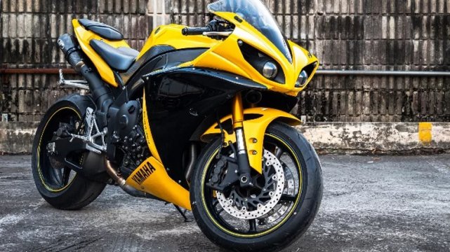 Ямаха YZF-R1