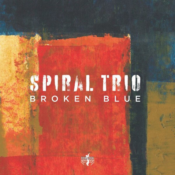 Spiral TRIO - Portrait in Yellow