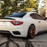 Maserati-granturismo-wallpaper-inomarka