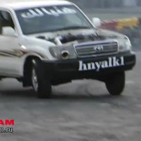 Автошоу в ОАЭ ... Toyota Land Cruiser