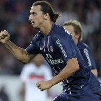 psg-v-lorient-zlatan-ibrahimovic-celeb 2