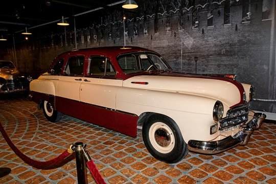 GAZ-12 ZIM IMG 9627 2150