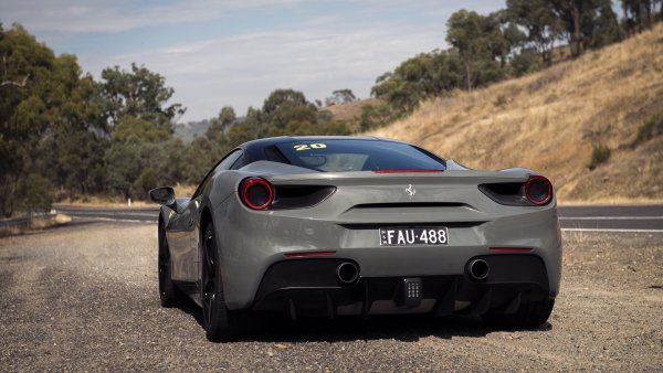 Ferrari-488-gtb-ferrari-5