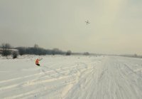 Snowboarder towed by Aerones drone - Dro