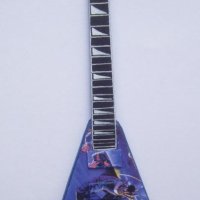 megadeth mini guitar 7 rust by miniguita