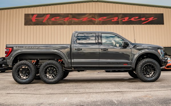 hennessey-velociraptor-6x6-ford-vid-sboku