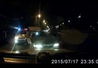 Водитель врезался в сотрудников полиции Авто П