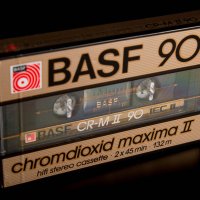 basf-kaseta-muzyka-makro-fon