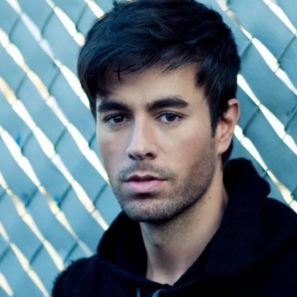 Enrique Iglesias feat. Ciara - Takin Back My Love