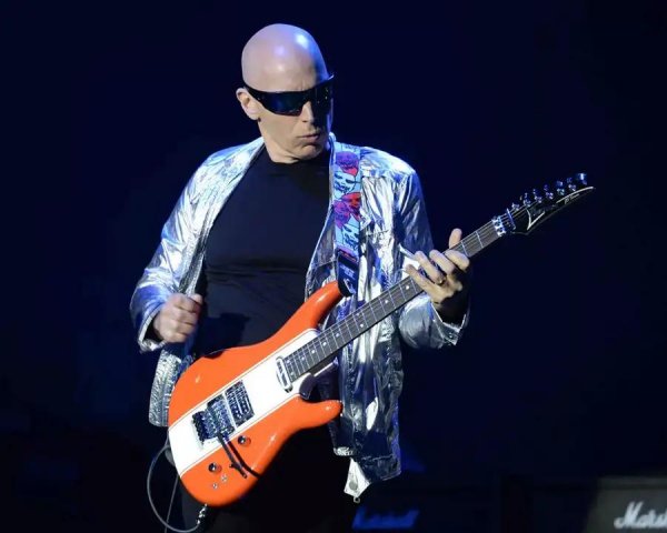 Joe Satriani - Cherry Blossoms