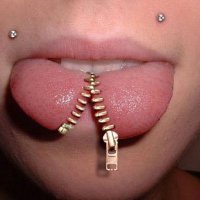 weird-piercing--piercings-714079 471 341