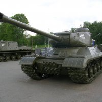 IS-2