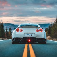 Nissan-GT-R