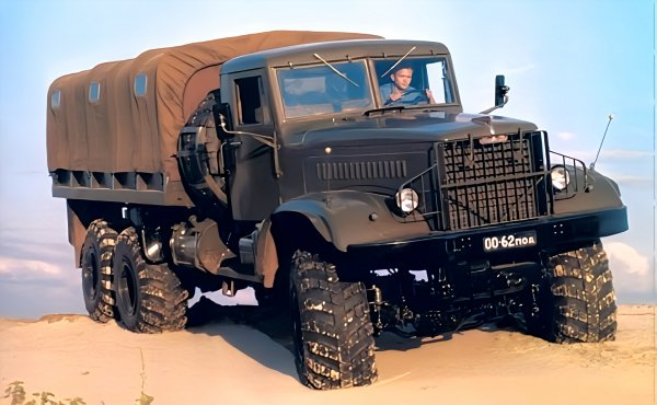 КрАЗ-255Б 6x6