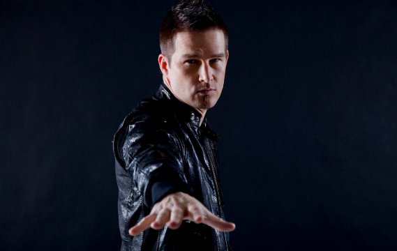 darude