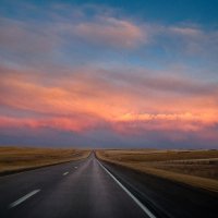 Moonrise-and-sunset-on-i-90-rikk-flohr