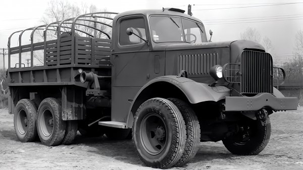 Mack NM3 (1939)