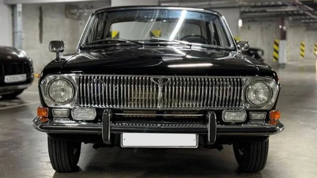 Gaz-24-24---04.jpg