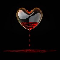 depositphotos 275623496-stock-photo-bleeding-heart-of-glass